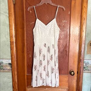 Maurices White Lace and Floral Dress